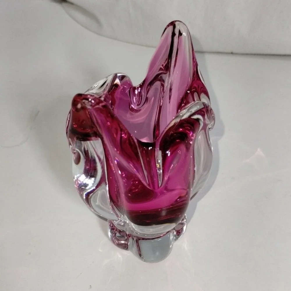 Chribska Cat Head‎ Vase Pink Czech Art Glass Hospodka Sommerso MCM 1960s